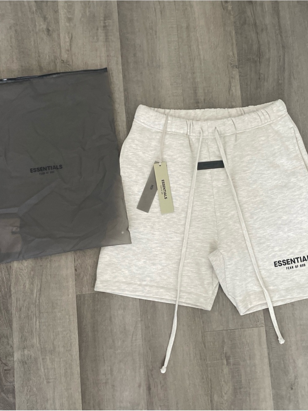 Essentials light oatmeal Mens small shorts